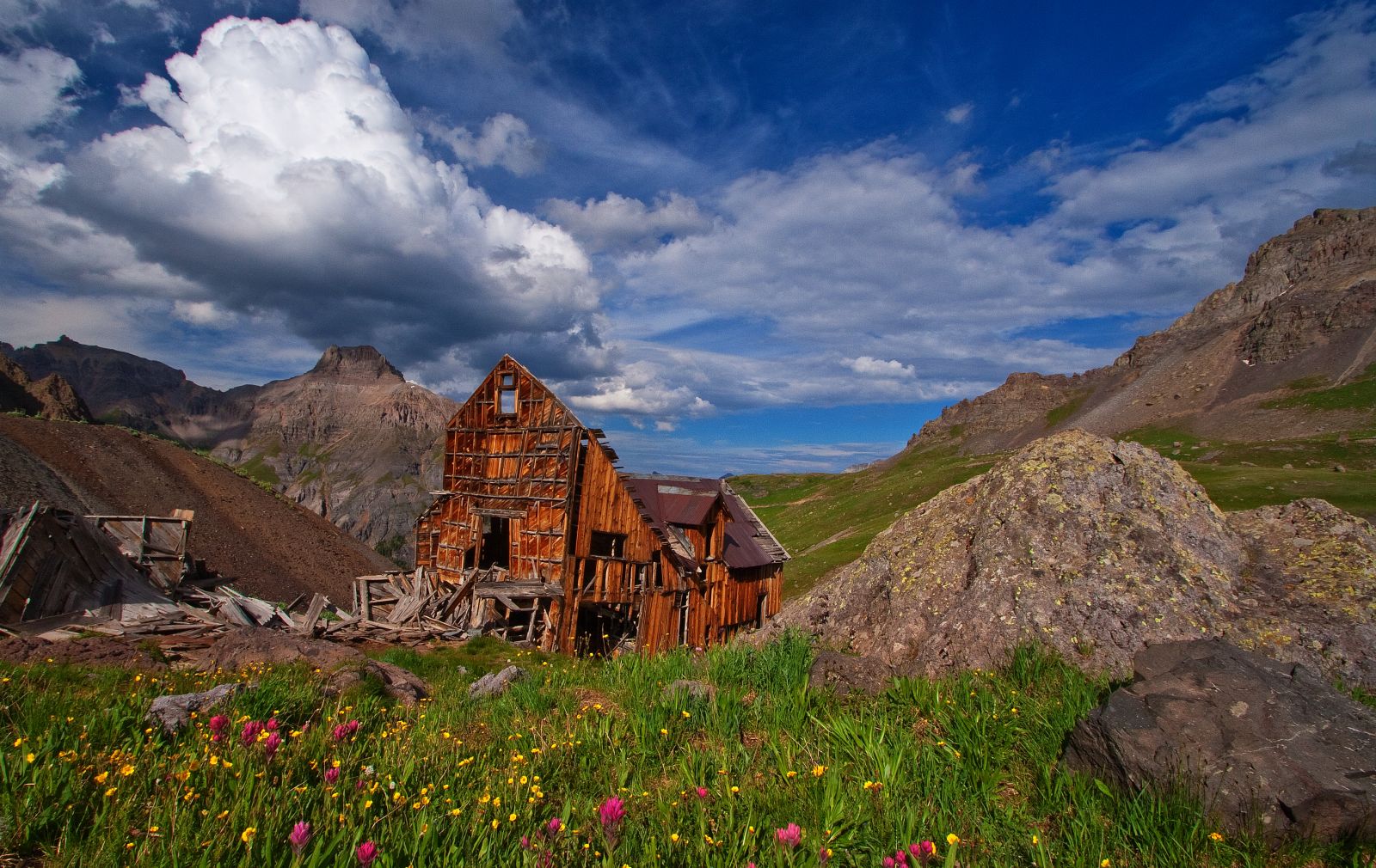 governor-basin-mountaintop-ouray-jeep-tour